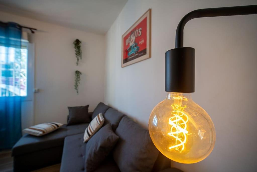 Fully Equiped Wifi Apartment Sleeps 6 Marseille Eksteriør bilde